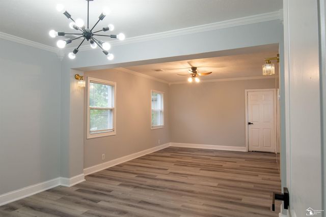 6854 Fenton Street, Dearborn Heights, MI 48127