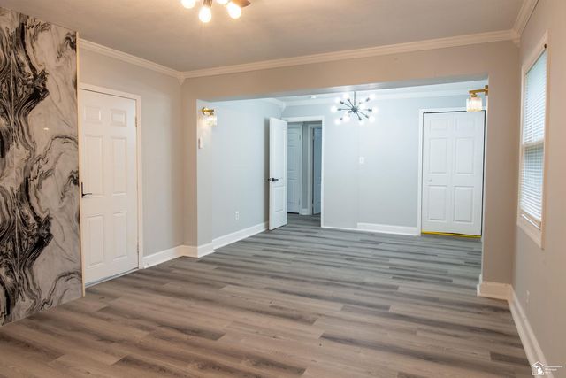 6854 Fenton Street, Dearborn Heights, MI 48127