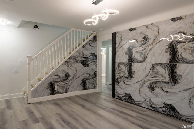 6854 Fenton Street, Dearborn Heights, MI 48127