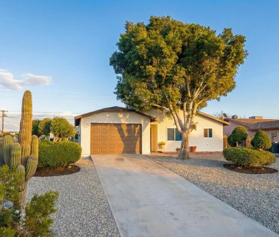 16030 Avenida Atezada, Desert Hot Springs, CA 92240