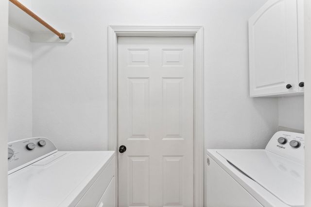 31 W Greenhill Terrace Place, The Woodlands, TX 77382