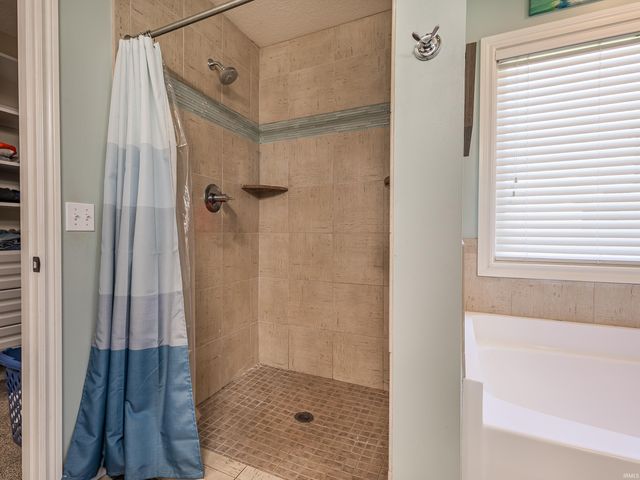 13604 Sandstone Court, Fort Wayne, IN 46814
