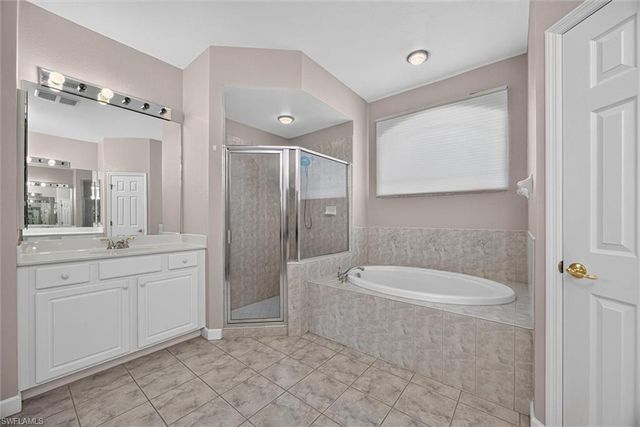 13716 Magnolia Lake CT, Fort Myers, FL 33907