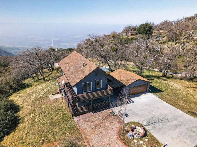 30420 Starland Drive, Tehachapi, CA 93561