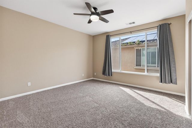 628 Pioneer Ave, Lathrop, CA 95330