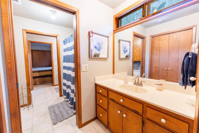 2210 Rita Street, El Campo, TX 77437