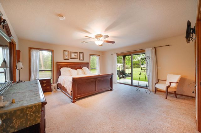 2210 Rita Street, El Campo, TX 77437