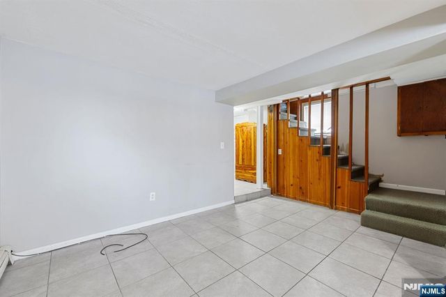 774 8th Street, Secaucus, NJ 07094