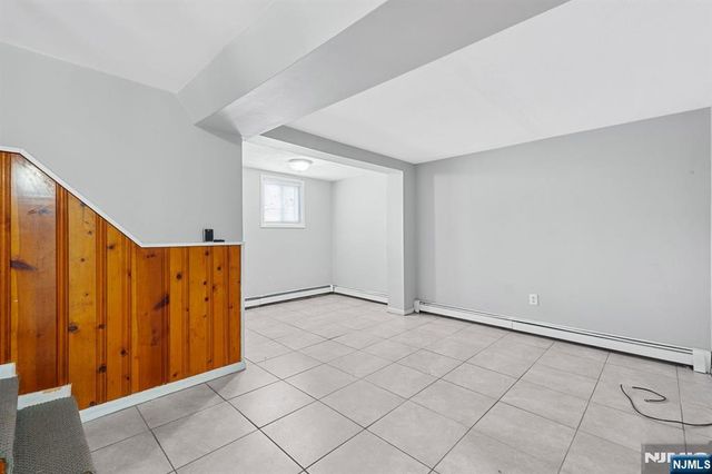 774 8th Street, Secaucus, NJ 07094