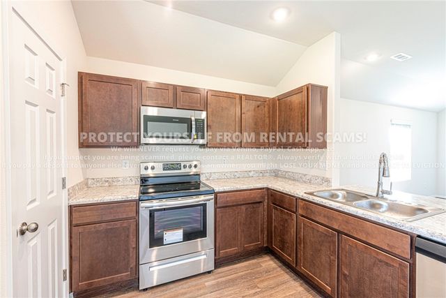 968 S Brambling Lane, Fayetteville, AR 72701