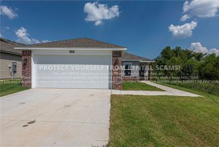 968 S Brambling Lane, Fayetteville, AR 72701