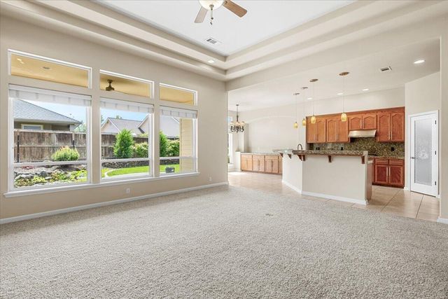 162 Bellerive Drive, Eagle Point, OR 97524