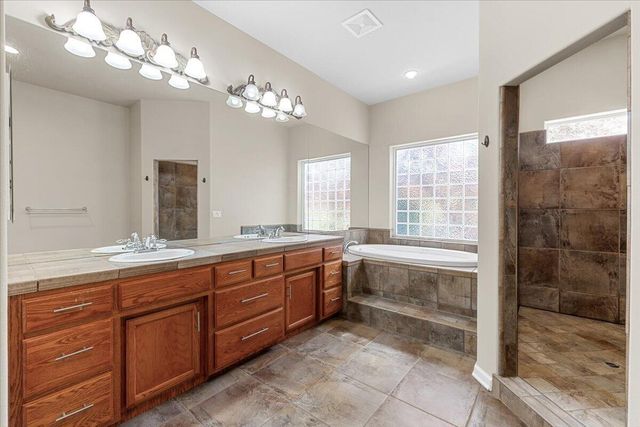 162 Bellerive Drive, Eagle Point, OR 97524