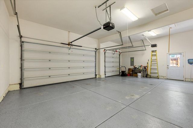 162 Bellerive Drive, Eagle Point, OR 97524