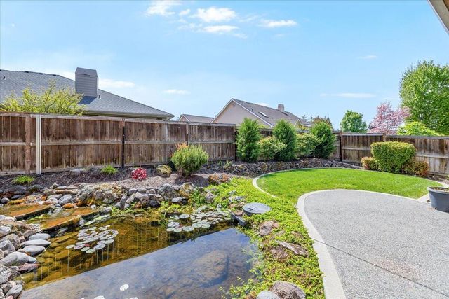 162 Bellerive Drive, Eagle Point, OR 97524