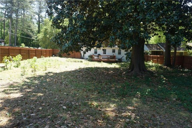 2163 Lilac Lane, Decatur, GA 30032