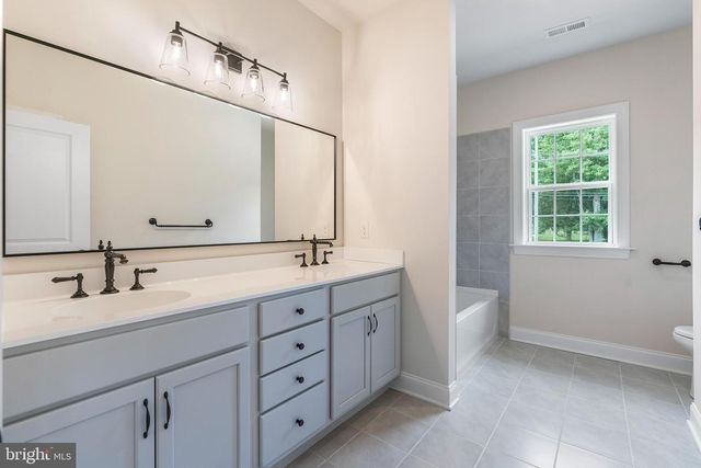 195 CONCORD MEETING RD, Glen Mills, PA 19342