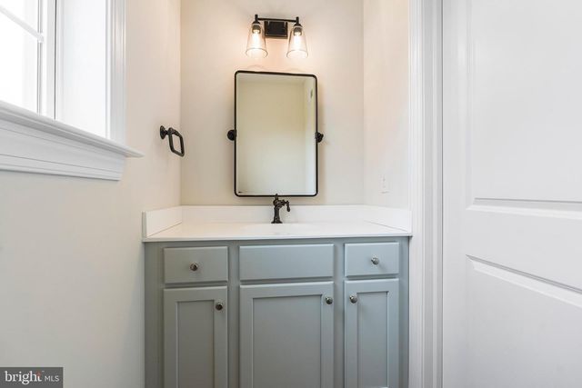 195 CONCORD MEETING RD, Glen Mills, PA 19342