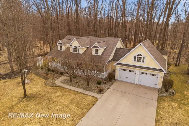 12471 Northern Woods Circle, Tittabawassee Twp, MI 48623