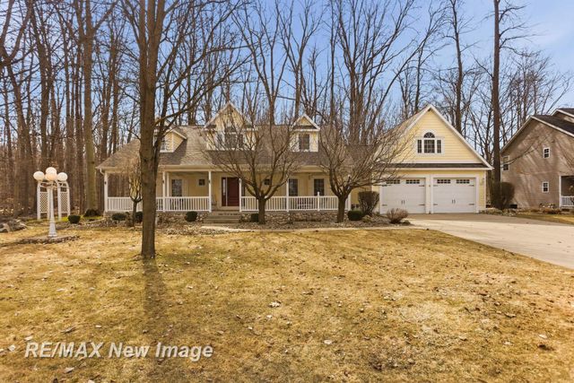 12471 Northern Woods Circle, Tittabawassee Twp, MI 48623