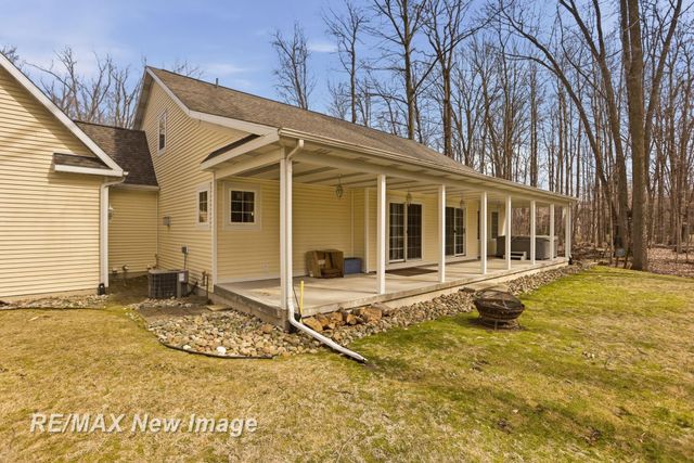 12471 Northern Woods Circle, Tittabawassee Twp, MI 48623