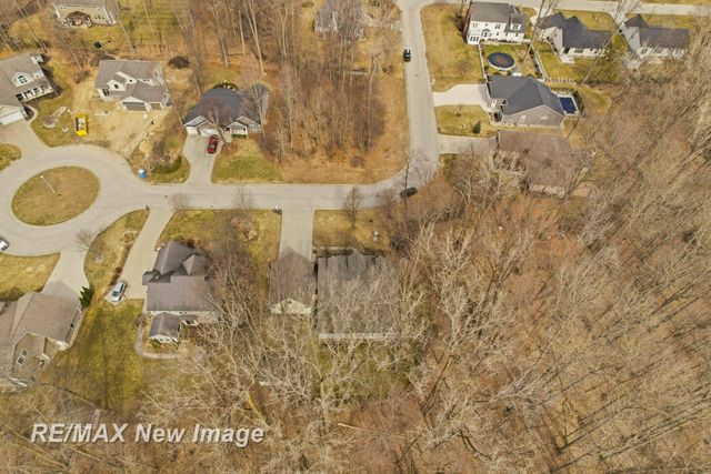 12471 Northern Woods Circle, Tittabawassee Twp, MI 48623