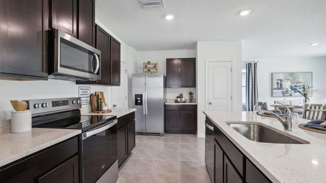 5276 BERRY BAY AVENUE, Wimauma, FL 33598