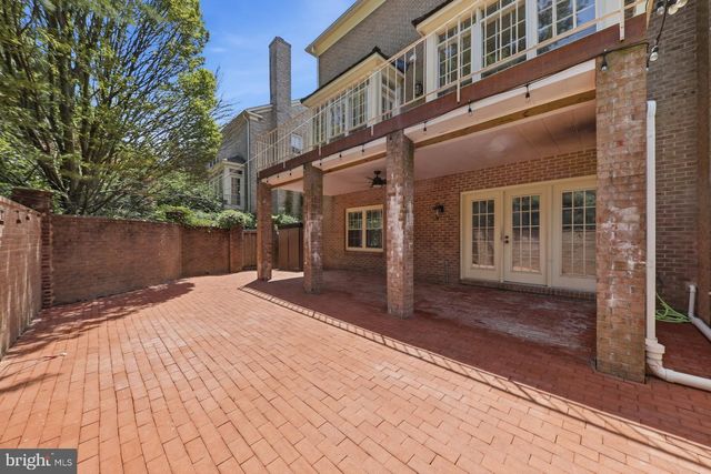 8904 BARROWGATE CT, Potomac, MD 20854