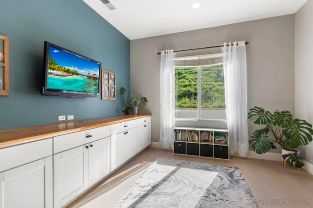 310 Highland Oaks, Fallbrook, CA 92028