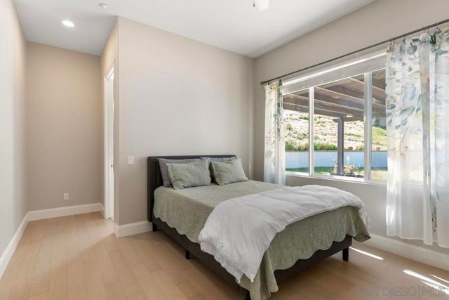 310 Highland Oaks, Fallbrook, CA 92028