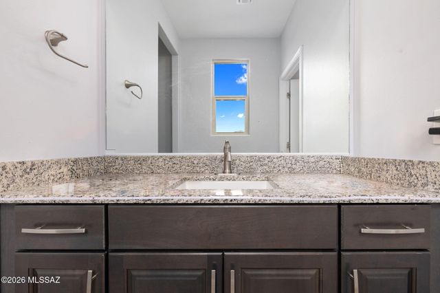 5648 S Saguaro Wash Trail, Tucson, AZ 85747