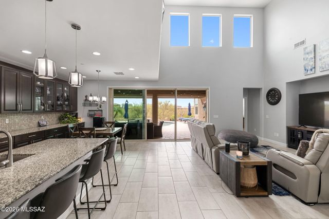 5648 S Saguaro Wash Trail, Tucson, AZ 85747