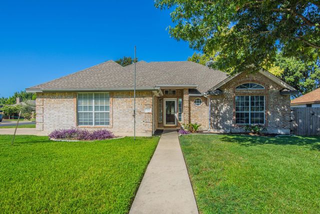 2610 Silver Valley LN, Georgetown, TX 78626