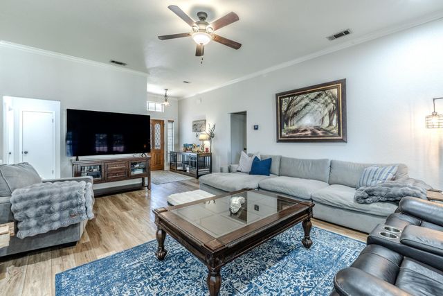 2610 Silver Valley LN, Georgetown, TX 78626
