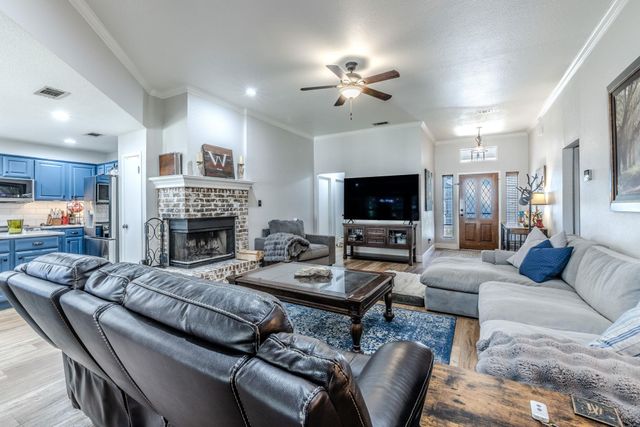 2610 Silver Valley LN, Georgetown, TX 78626