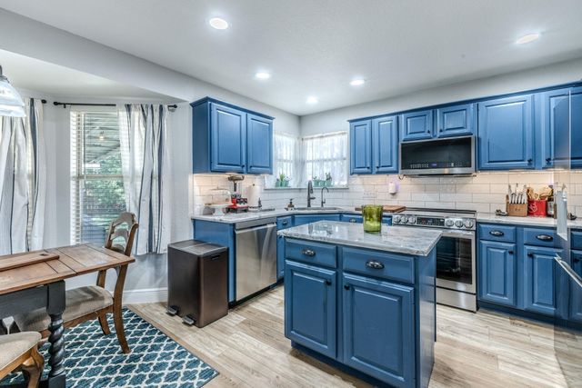 2610 Silver Valley LN, Georgetown, TX 78626