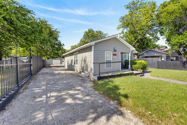 3108 Bideker Avenue, Fort Worth, TX 76105