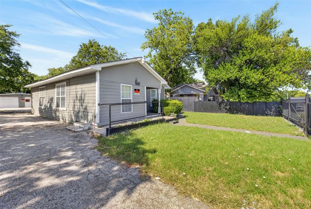 3108 Bideker Avenue, Fort Worth, TX 76105