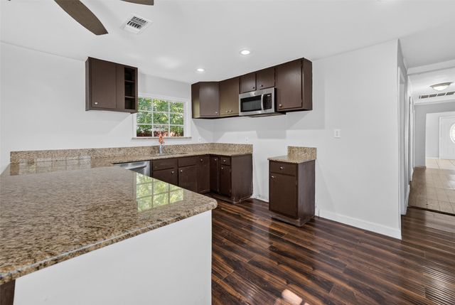3108 Bideker Avenue, Fort Worth, TX 76105