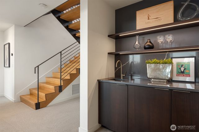 1502 Palm Avenue SW, Seattle, WA 98116