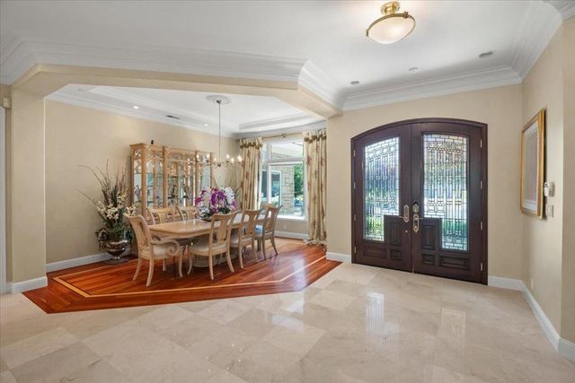 15863 Mina Way, Saratoga, CA 95070