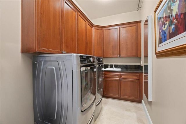 15863 Mina Way, Saratoga, CA 95070