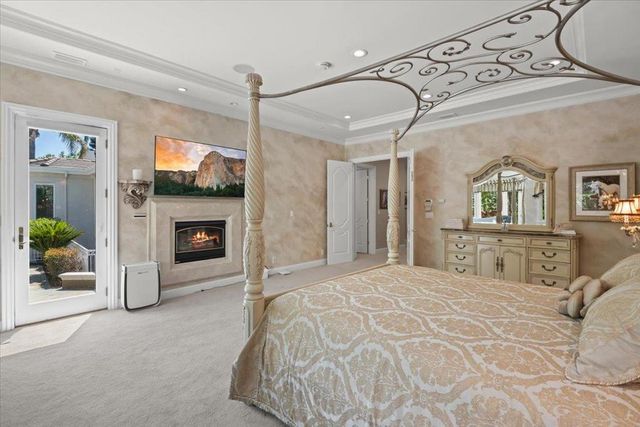 15863 Mina Way, Saratoga, CA 95070