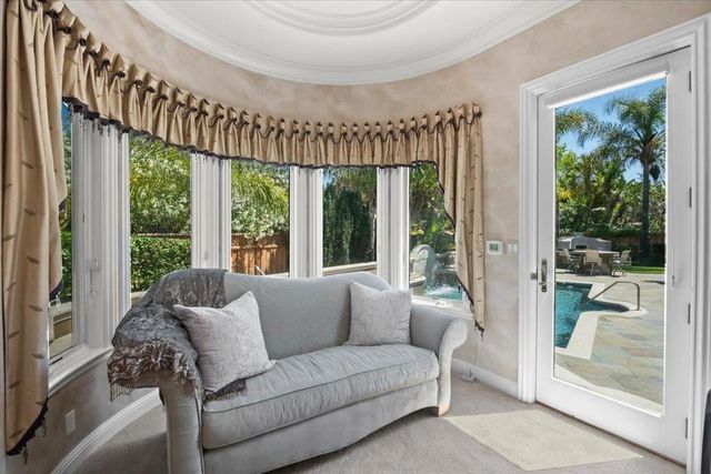 15863 Mina Way, Saratoga, CA 95070