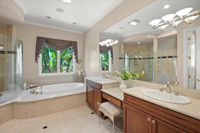 15863 Mina Way, Saratoga, CA 95070
