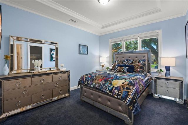 15863 Mina Way, Saratoga, CA 95070