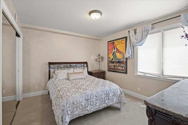 15863 Mina Way, Saratoga, CA 95070