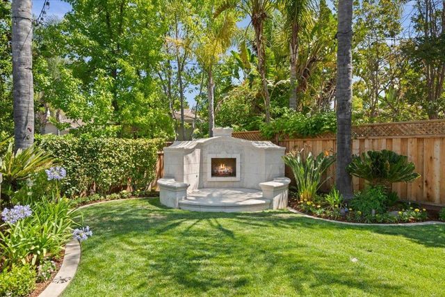15863 Mina Way, Saratoga, CA 95070