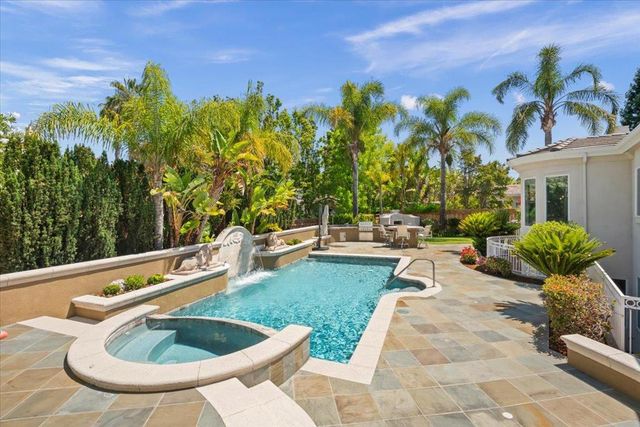 15863 Mina Way, Saratoga, CA 95070