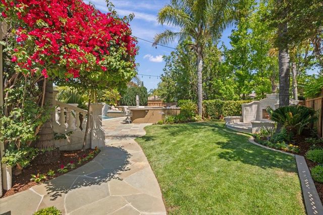 15863 Mina Way, Saratoga, CA 95070